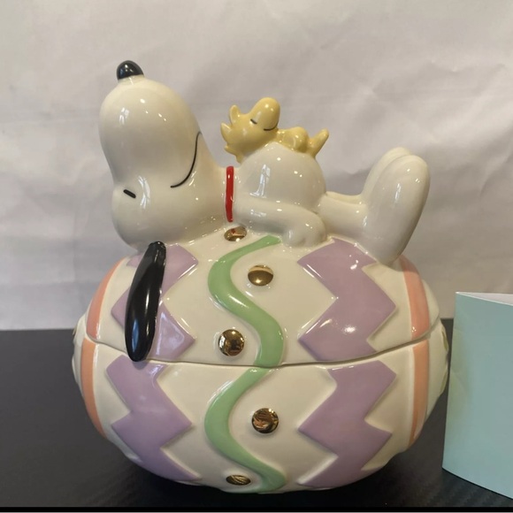 Lenox Peanuts Collection Easter Egg Candy Dish Snoopy - Brand New ADORABLE - Picture 4 of 8